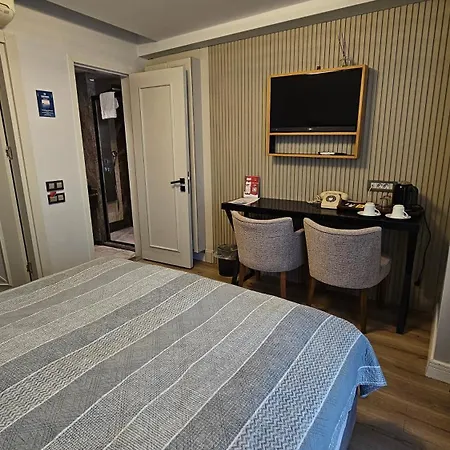 Anthemis Hotel