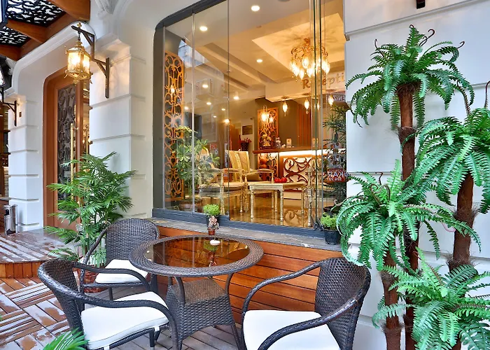 Отель Anthemis 4*