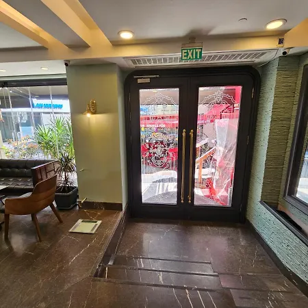 雏菊酒店 4*