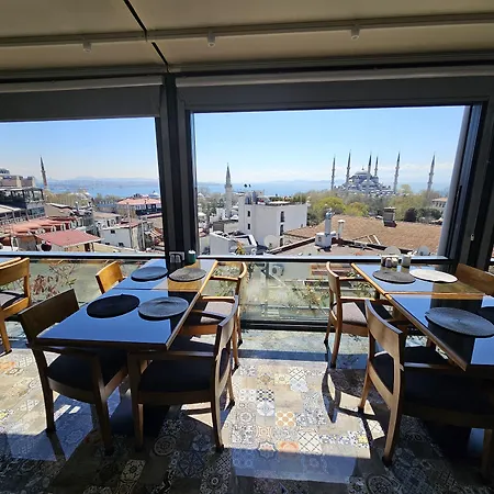 Hotel Anthemis
