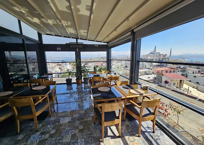 Anthemis Отель 4*